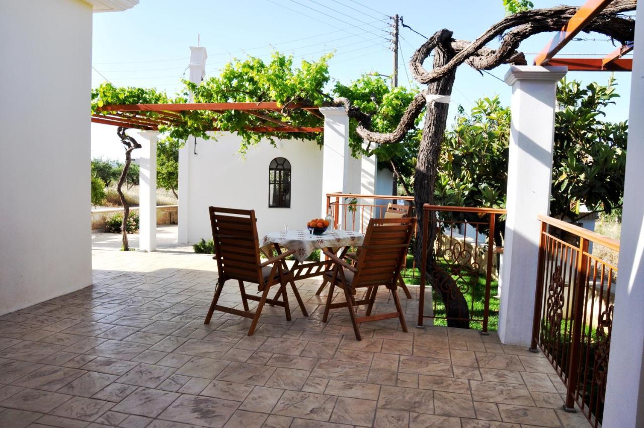 Anna 'S House - Garden Cottage In Kissamos Ngoại thất bức ảnh